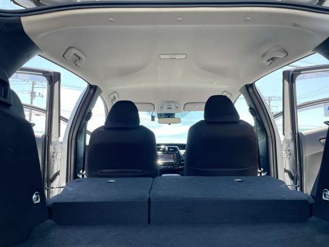 天井の状態☆　禁煙車！　キズ・シミ・黄ばみもなく、キレイな状態です！　　　　　　　　じっくりご覧下さい♪　【無料電話】0078-6003-206896　【LINE　ID】07020337089で検索♪