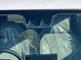 【衝突被害軽減ブレーキ】前方の車や障害物を検知し、自動でブレーキをサポート！もしもの時も安心の安全装備です♪