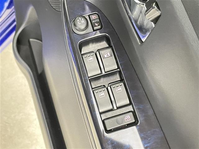 【窓操作部】『窓周辺/窓周辺装備』の画像になります。写真の内容に関してご不明点、ご質問等がございましたらお気軽にガリバー店舗までお問い合わせください。