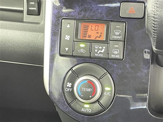 【シフトレバー】『シフトレバー』の画像になります。写真の内容に関してご不明点、ご質問等がございましたらお気軽にガリバー店舗までお問い合わせください。