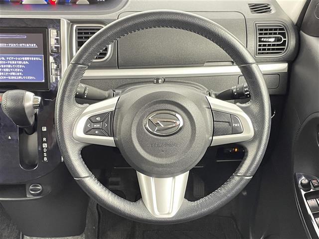 【ハンドル】『ハンドル/ステアリング』の画像になります。写真の内容に関してご不明点、ご質問等がございましたらお気軽にガリバー店舗までお問い合わせください。