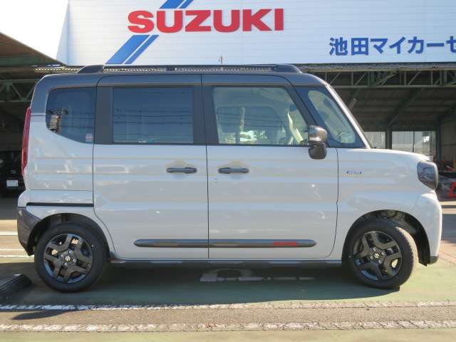 池田輪業グループで在庫約200台以上。乗用車はもちろん、トラックから軽自動車までお客様のニーズに合わせて取り揃えてます。