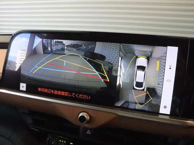 全周囲＆後方確認に便利なパノラミックビュー＆バックモニターも装備☆これで全周囲と後方確認もばっちりです♪