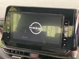 【純正9インチナビ】人気の純正ナビを装備しております。ナビの使いやすさはもちろん、オーディオ機能も充実！キャンプや旅行はもちろん、通勤や買い物など普段のドライブも楽しくなるはず♪