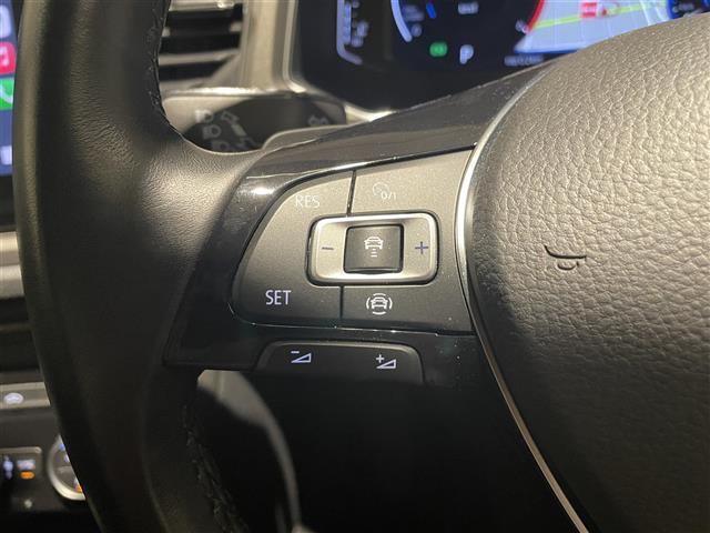 カーセンサーを見て電話しましたとお伝え下さい。0078-9711-254277までお気軽にお電話下さい。全国納車可能です。納車方法に関してもお気軽にご相談ください。