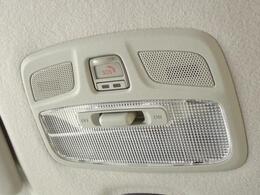 緊急時の通報がボタン操作ひとつで出来るのはもちろん、ドアロックやハザードランプの消灯などをスマートフォンアプリからおこなえる　スズキコネクト車です。　※ご利用には、別途手続きが必要です。