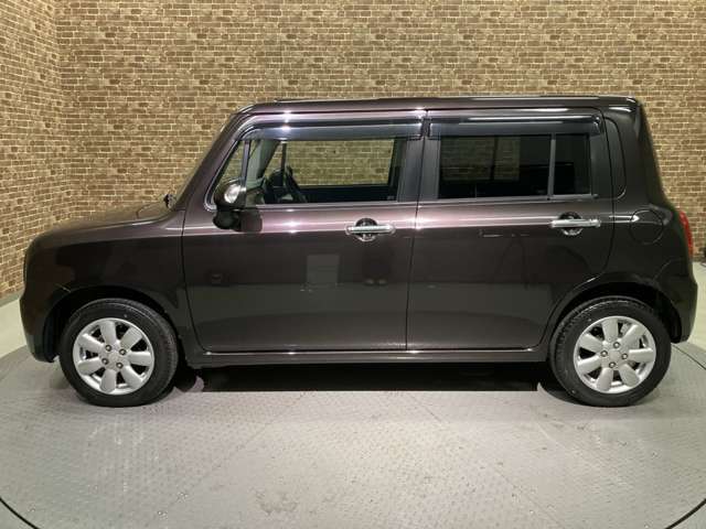 ■充実のアフターサービス■　車の販売はもちろん、自社整備工場・自社鈑金工場・オイル交換＆点検専門店舗を完備しておりますので納車後もお客様のカーライフをトータルでサポートいたします。