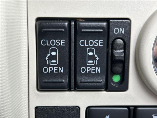 【運転席操作部】快適なドライブを楽しむための機能が装備されています！運転席から触れるので、使いやすいです！除菌プランいれていただくと、さらに清潔で安心していただけます！