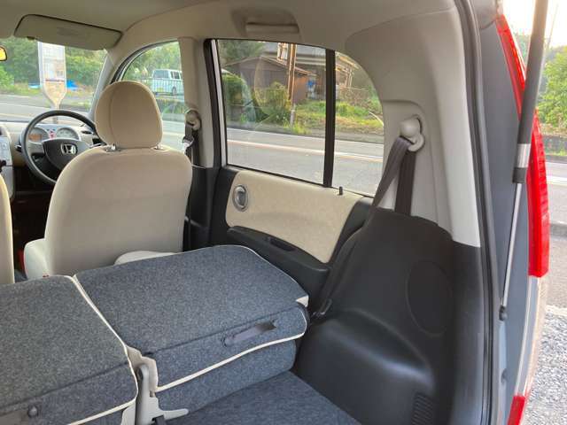 オイル交換工賃込軽自動車なら交換工賃込￥4000-で承ります！日頃の感謝をこめて格安プライスにて行わさせて頂いております！当社でご購入されてないお客様もお気軽にご利用ください！https://peace-auto.jp/