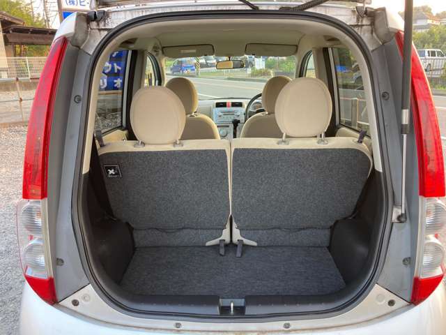 車検板金修理もおこなっています。軽自動車の場合修理個所がない車検は法定費用込の￥52000-にてやらせて頂いてます。修理板金などもお気軽にご相談下さい。お安く出せるように頑張らせて頂きます！
