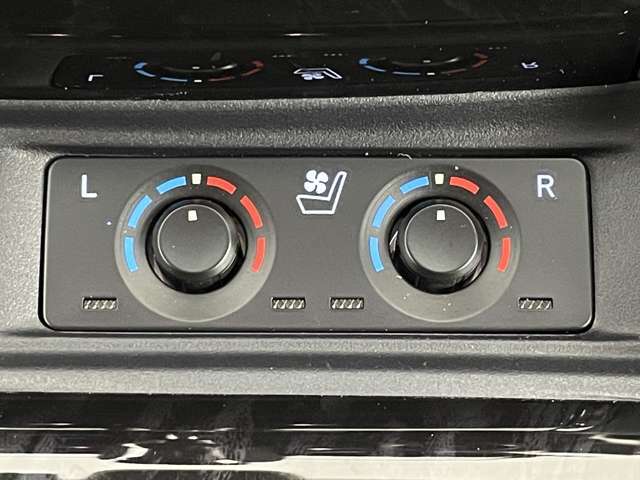 【　シートヒーター＆シートエアコン　】寒い冬場はポカポカのシート、暑い夏場は涼しいシートで快適にドライブをお楽しみくださいませ♪