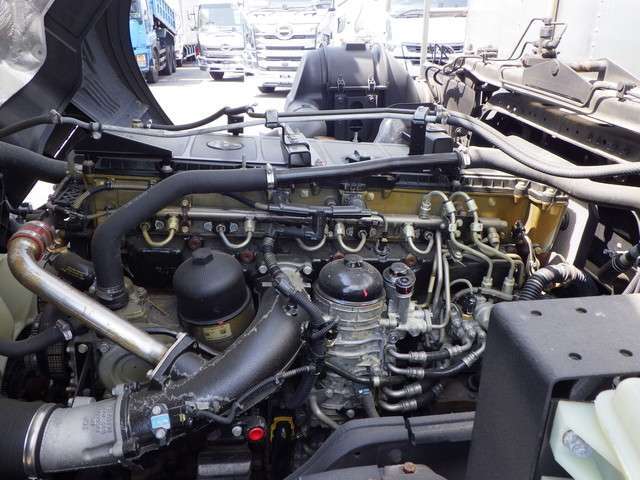 冷凍SM25 M25 ML10 5L4 6L4 Disenparts Water Pump MK667228 MK-667228 Compatible With