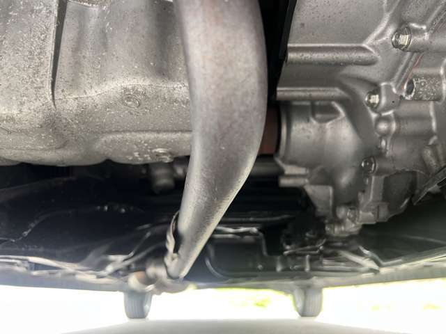 【全車検査済み】心配されるエンジンやミッション、その他各機関部分作動確認済みです。ぜひお客様の目と耳と肌でお確かめください