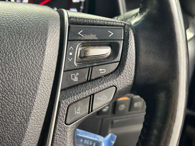 【　アダプティブクルーズコントロール　】設定した車速内で自動で加減速♪先行車との車間距離を適切に維持した追従走行が可能です♪