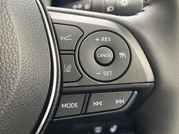 【レーダークルーズコントロール】高速道路での長距離走行が楽に！！自動で速度を保つクルーズコントロールが、衝突軽減システムと連携し、前方の車両を感知して車間を保つように速度調節してくれます！！