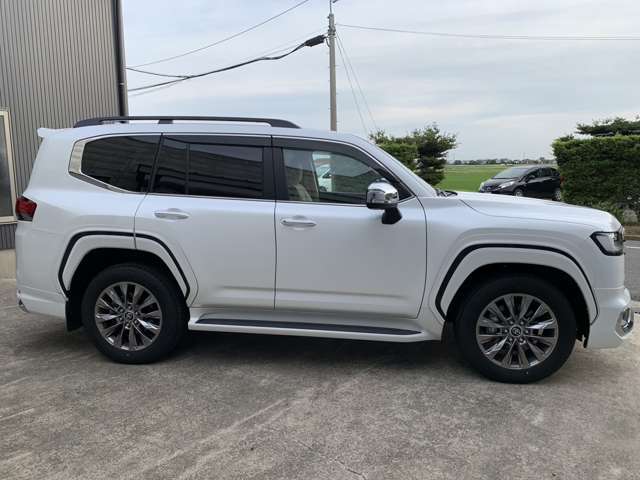 トヨタ ランドクルーザー300 3.5 ZX 4WD 2023年 0.4万キロ (新潟
