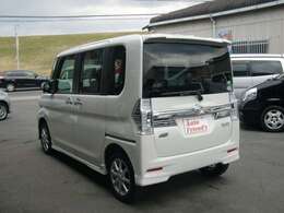 ☆リアガラスもプライバシーガラスで、リアの荷物も安心です♪