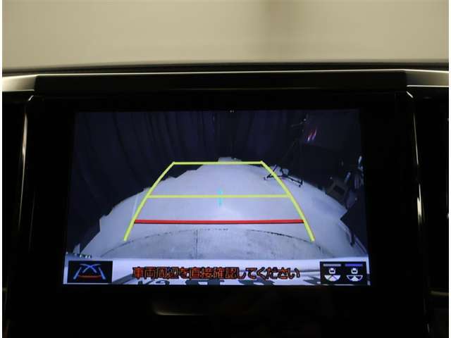 ナビゲーションやカーステレオなどお車には必須アイテムですよねー。