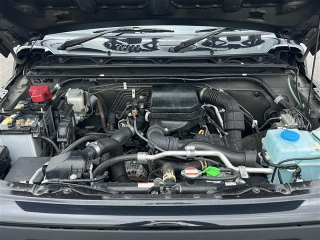 気になる車はすぐにお問い合わせください！右のカーセンサー専用無料ダイヤルから、専門スタッフがお車のご質問にお答えいたします！