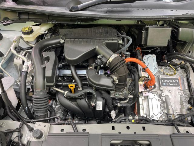 親切・丁寧な専門メカニックスタッフが応対！・車検・点検整備・事故等の修理などアフターサービスも安心。お車のカスタマイズもネクステージのサービススタッフまでご相談ください！