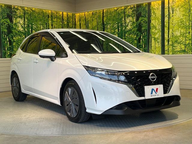 大好評のボディコーティング「弾スプラッシュコート」もご納車までに施工可能。通常のガラスコートと異なる、耐久年数6年の無機質ガラスコーティングが、ボディをキレイな状態に保ってくれます。