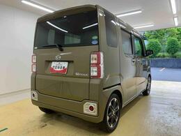 当店では車両本体価格以外に、諸費用を含めた支払総額も表示しておりますので、お客様の予算にピッタリのおクルマお選びができます。コーティングやJAFをセットにしたオトクな購入パックも好評です。