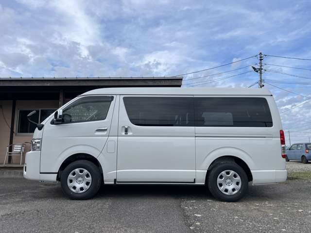 メーカーオプションのパワースライドドア装備！