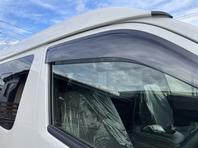 純正ドアバイザー取付しました！