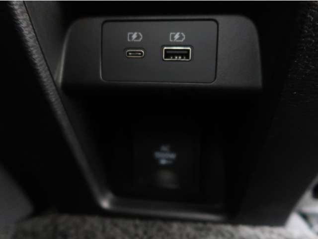 USB　typeA＋C対応