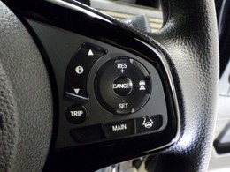 【Honda SENSING】衝突被害軽減ブレーキ〈CMBS〉、ACC〈アダプティブ・クルーズ・コントロール〉、LKAS〈車線維持支援システム〉、誤発進抑制機能、等で安全運転のサポートをします！