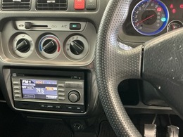ホンダ純正オーディオ搭載です。ドライブのお供に。