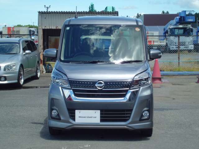 車両前面