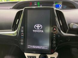 【大画面ナビ】人気の大型純正11.6インチナビを装備。存在感のある大画面はインパクト大！ナビ利用時のマップ表示は見やすく、テレビやDVDは臨場感がアップ！いつものドライブがグッと楽しくなります♪