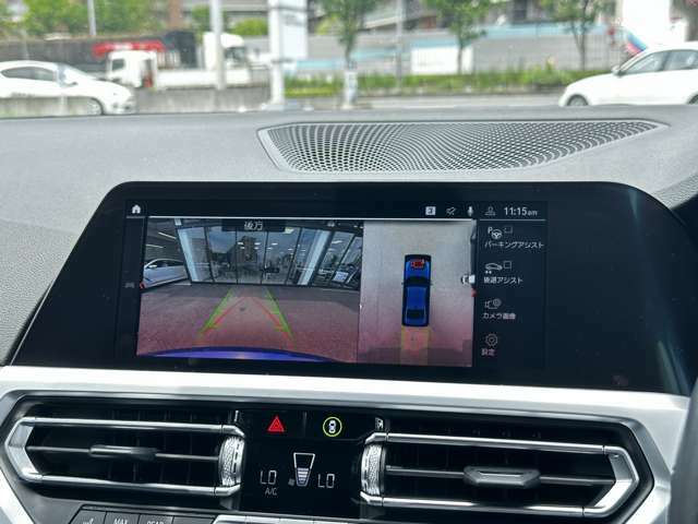 BMWを熟知したメカニックによる、360度の納車前点検。ドイツ本国と同様の教育・訓練を受けたメカニックが徹底的に点検、整備した後にお客様にお引渡しします。