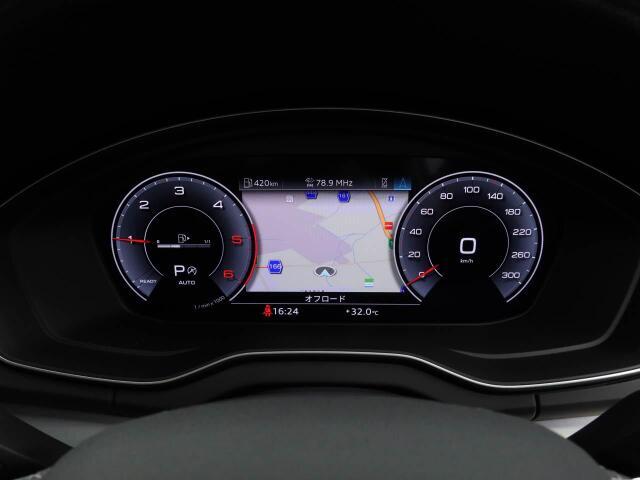 必要に応じてメーター内に地図や車両のインフォメーションなどを切り替え表示できる12.3インチバーチャルコクピット