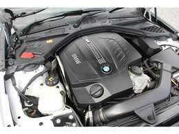 326馬力（カタログ値）3000cc直列6気筒BMWツインパワーターボエンジン搭載です！伝統のシルキーシックスエンジンを搭載した数少ない車両です！