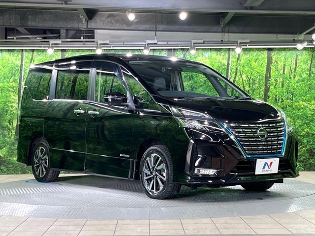 大好評のボディコーティング「弾スプラッシュコート」もご納車までに施工可能。通常のガラスコートと異なる、耐久年数6年の無機質ガラスコーティングが、ボディをキレイな状態に保ってくれます。