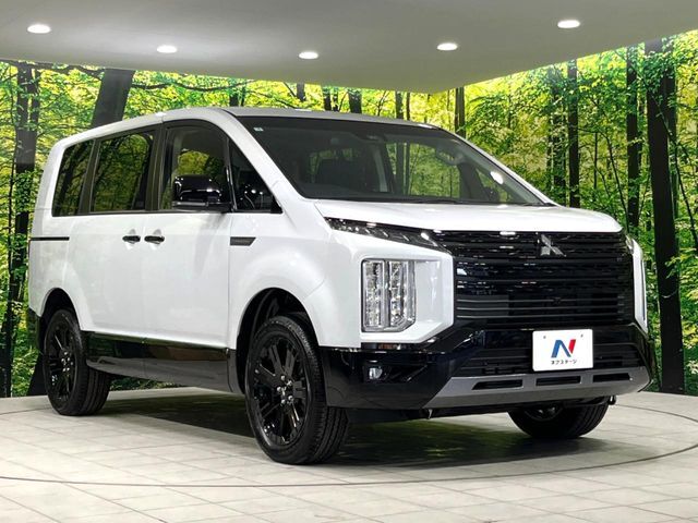 大好評のボディコーティング「弾スプラッシュコート」もご納車までに施工可能。通常のガラスコートと異なる、耐久年数6年の無機質ガラスコーティングが、ボディをキレイな状態に保ってくれます。