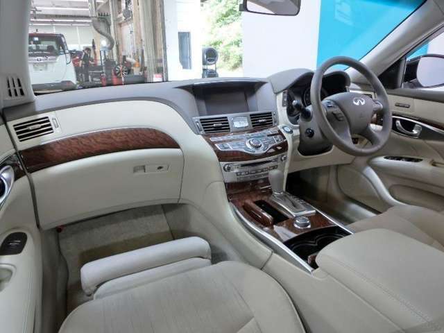 展示車はもちろん、展示される前からも探します。※リクエストいただいたお客様限定♪