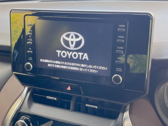 【8インチ　ディスプレイオーディオ】大画面のディスプレイはAppleCarPlayやAndroidAutoが利用可能。大きな画面でスマホナビアプリ等が利用いただけます♪