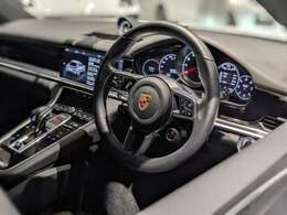 新車・認定中古車の販売はもちろん車検・点検・整備・修理と、ポルシェのことなら全てお任せ下さい。