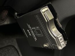 【ETC】高速道路の料金所をストレスなく通過！話題のスポットやサービスエリアに多い「スマートIC」利用時は必須のアイテムです。当店でセットアップを実施、ご納車当日からすぐにご利用いただけます！