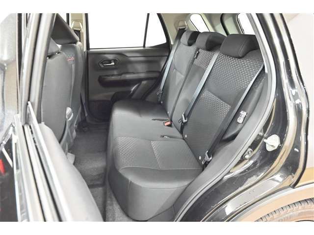 修復歴もございません。大切に乗られてきた一台です。是非、これからもキレイに大切にお乗りいただきたく思います