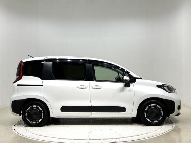 【自動車保険】自動車保険もしかりとお車にあった提案をさせていただいております。