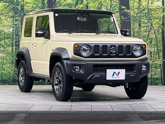 大好評のボディコーティング「弾スプラッシュコート」もご納車までに施工可能。通常のガラスコートと異なる、耐久年数6年の無機質ガラスコーティングが、ボディをキレイな状態に保ってくれます。