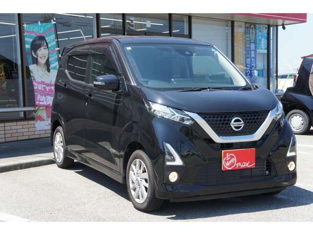 当店の支払総額は県外登録・陸送費用は別途として整備代金も含んだ総額です。富山県・石川県の方は表記通りの金額にてお買い求めいただけます。他の都道府県の方は是非お問い合わせください。お安く設定致します。