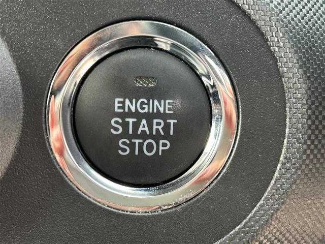【運転席操作部】快適なドライブを楽しむための機能が装備されています！運転席から触れるので、使いやすいです！除菌プランいれていただくと、さらに清潔で安心していただけます！