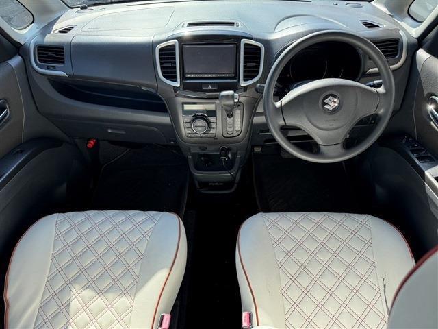 グループ総在庫数約200台以上！！また「メンテナンスサポート」「U-CAR安心サポート」等の購入後のサービスも充実！たくさんのお問い合わせ・ご来店心よりお待ちしております！