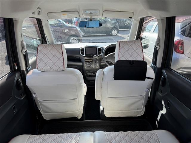 グループ総在庫数約200台以上！！また「メンテナンスサポート」「U-CAR安心サポート」等の購入後のサービスも充実！たくさんのお問い合わせ・ご来店心よりお待ちしております！