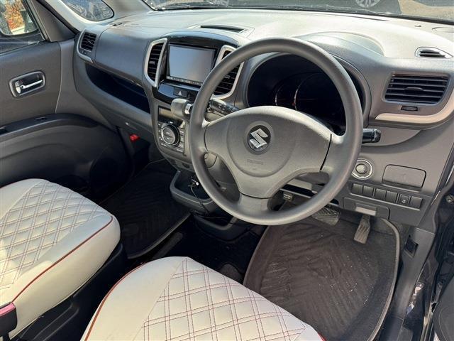 グループ総在庫数約200台以上！！また「メンテナンスサポート」「U-CAR安心サポート」等の購入後のサービスも充実！たくさんのお問い合わせ・ご来店心よりお待ちしております！